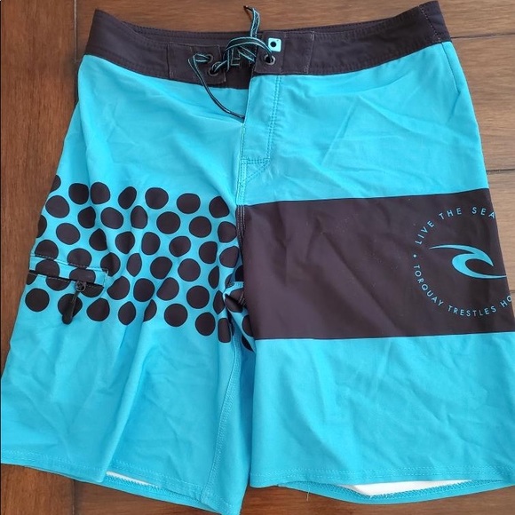 Rip Curl board shorts! - Picture 1 of 3